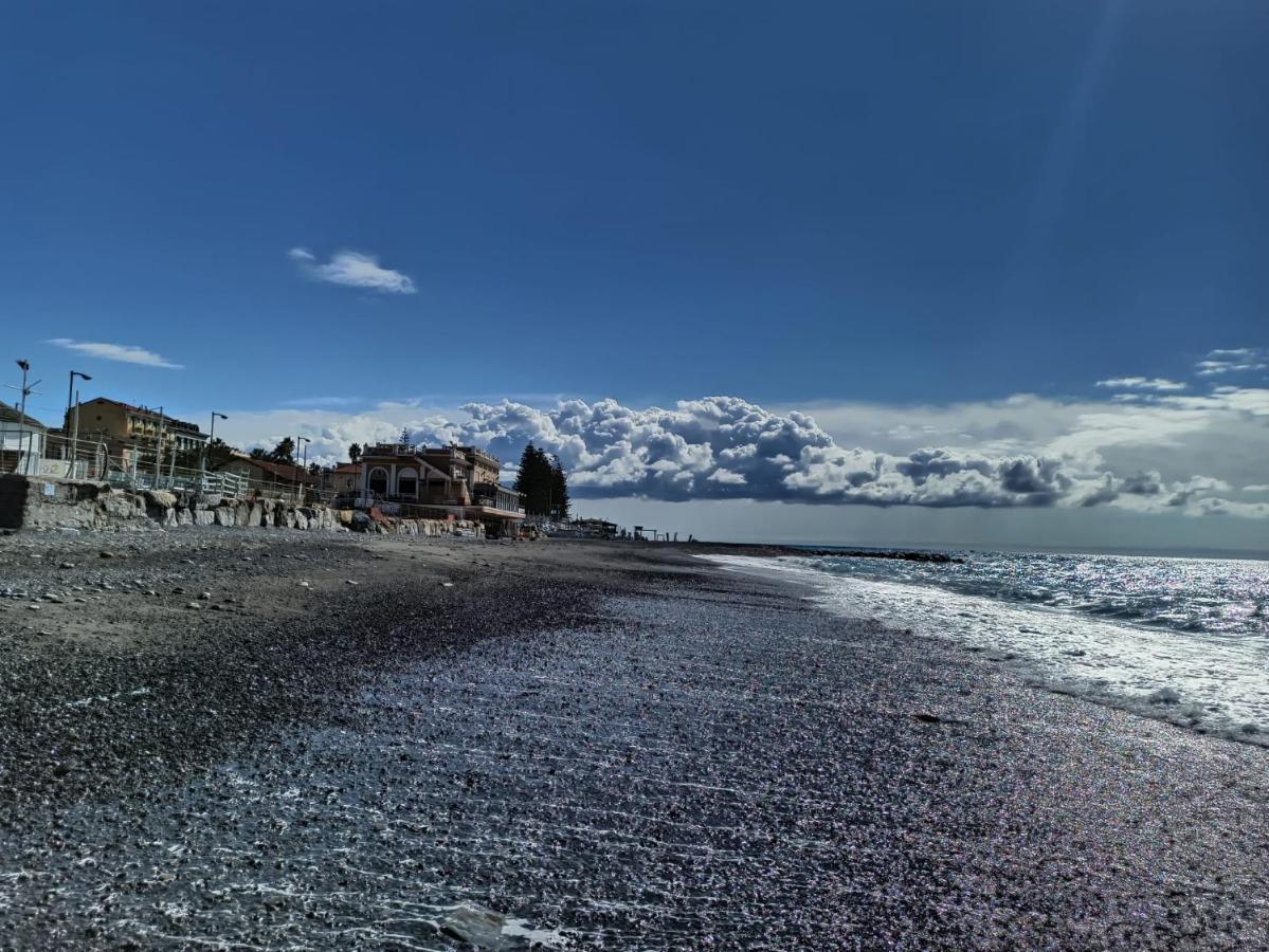 Casa Odello Suite And The Sea Bordighera Exterior photo