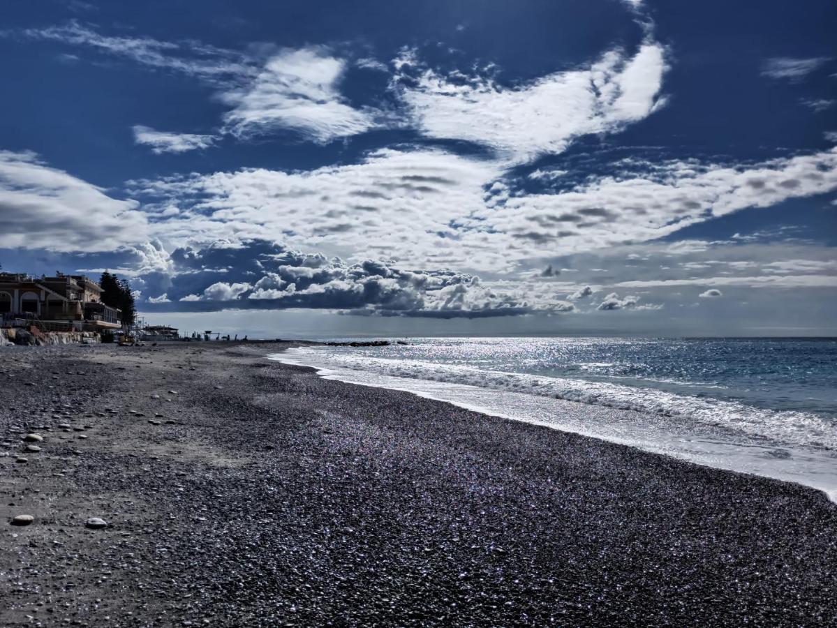 Casa Odello Suite And The Sea Bordighera Exterior photo
